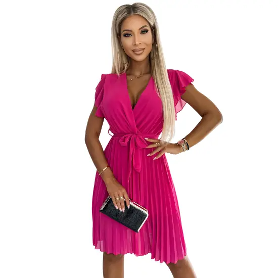 424-2 Szyfonowa plisowana sukienka z dekoltem i falbankami - RÓŻOWY kolor barbie-7