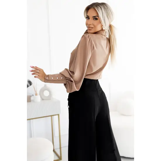 578-1 Wyjątkowa biznesowa bluzka z długim rękawkiem, wiązaniem i guzikami - kolor karmelowy - mocha mousse-7