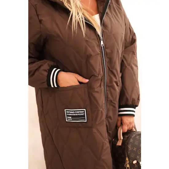 Kurtka damska Plus Size pikowana z kapturem i sportowymi mankietami czekoladowa-4