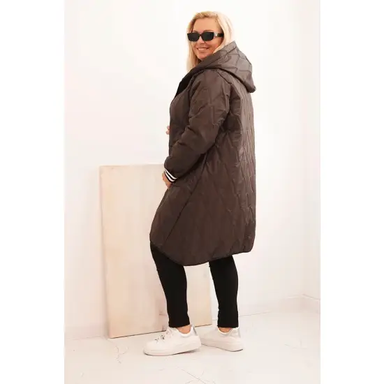 Kurtka damska Plus Size pikowana z kapturem i sportowymi mankietami brązowa-3