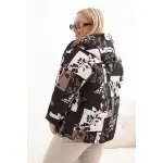 Kurtka damska Plus Size z kapturem i wydłużonym tyłem czarna-2