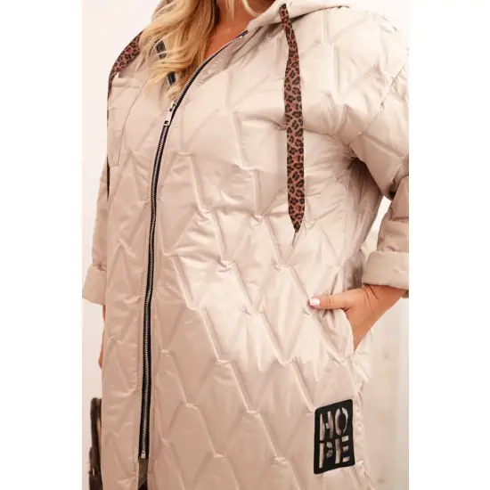 Kurtka damska Plus Size pikowana z kapturem i napisem HOPE ciemno beżowa-4